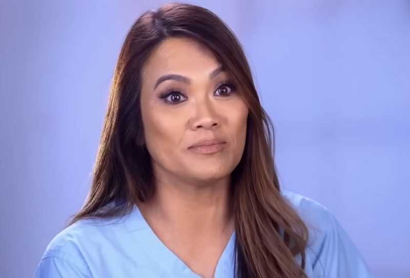 Dra. Sandra Lee - A Rainha dos Cravos