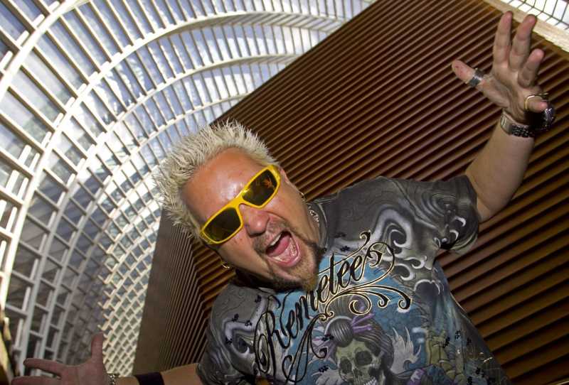 Lanchonetes Clássicas com Guy Fieri