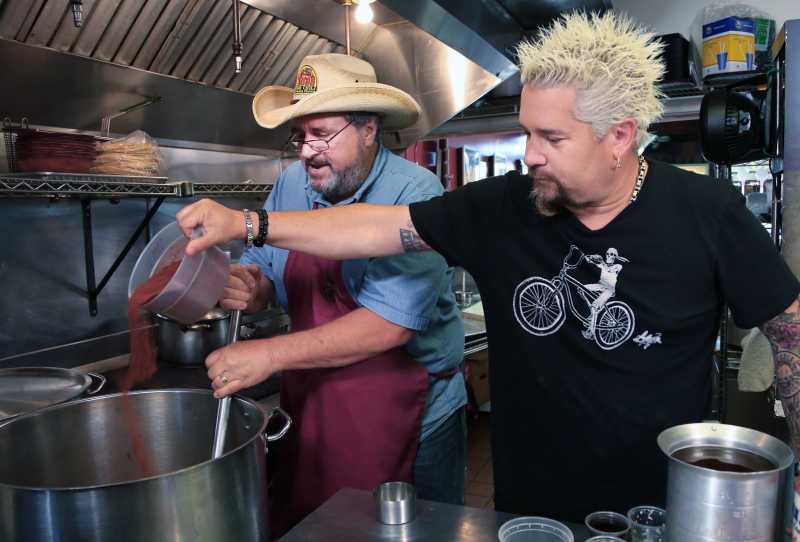 Lanchonetes Clássicas com Guy Fieri