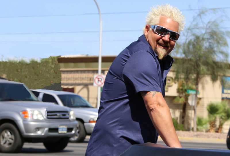 Lanchonetes Clássicas com Guy Fieri