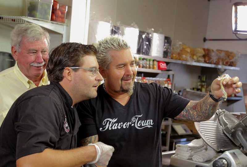 Lanchonetes Clássicas com Guy Fieri