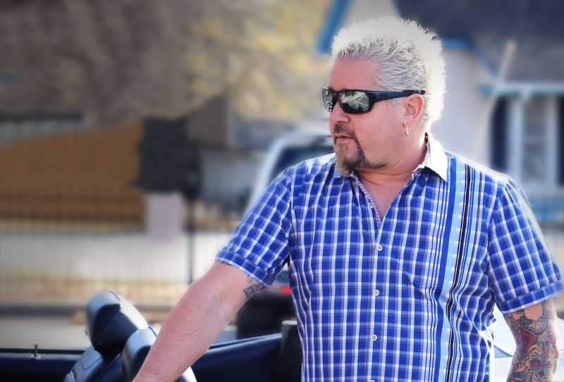 Lanchonetes Clássicas com Guy Fieri