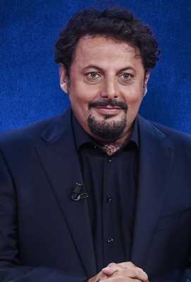 Tutto suo padre... e anche un po' sua madre Programação de TV mi.tv